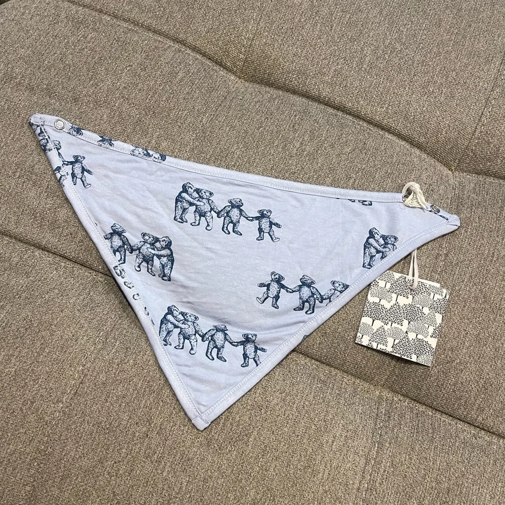 NWT Kate Quinn Blue Family Bears Bib Handkerchief